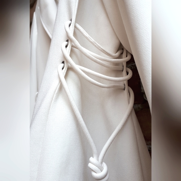 Theory Admiral Lace-Up Crepe Jacket - Picture 7 of 16